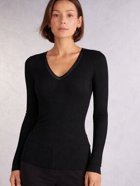 Intimissimi Wool Silk Ribbed Top M Black Long Sleeve V Neck Satin NWT